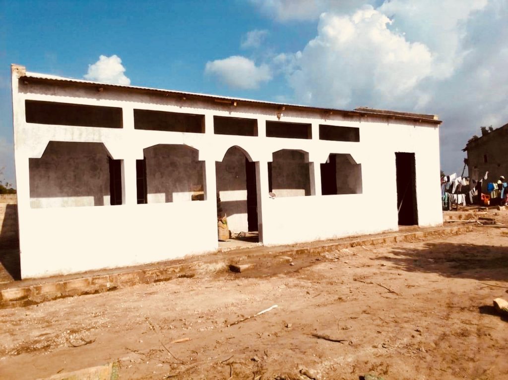 Infrastructures de la ferme-école de Ndoumboudj - extérieur de la cuisine - 2022