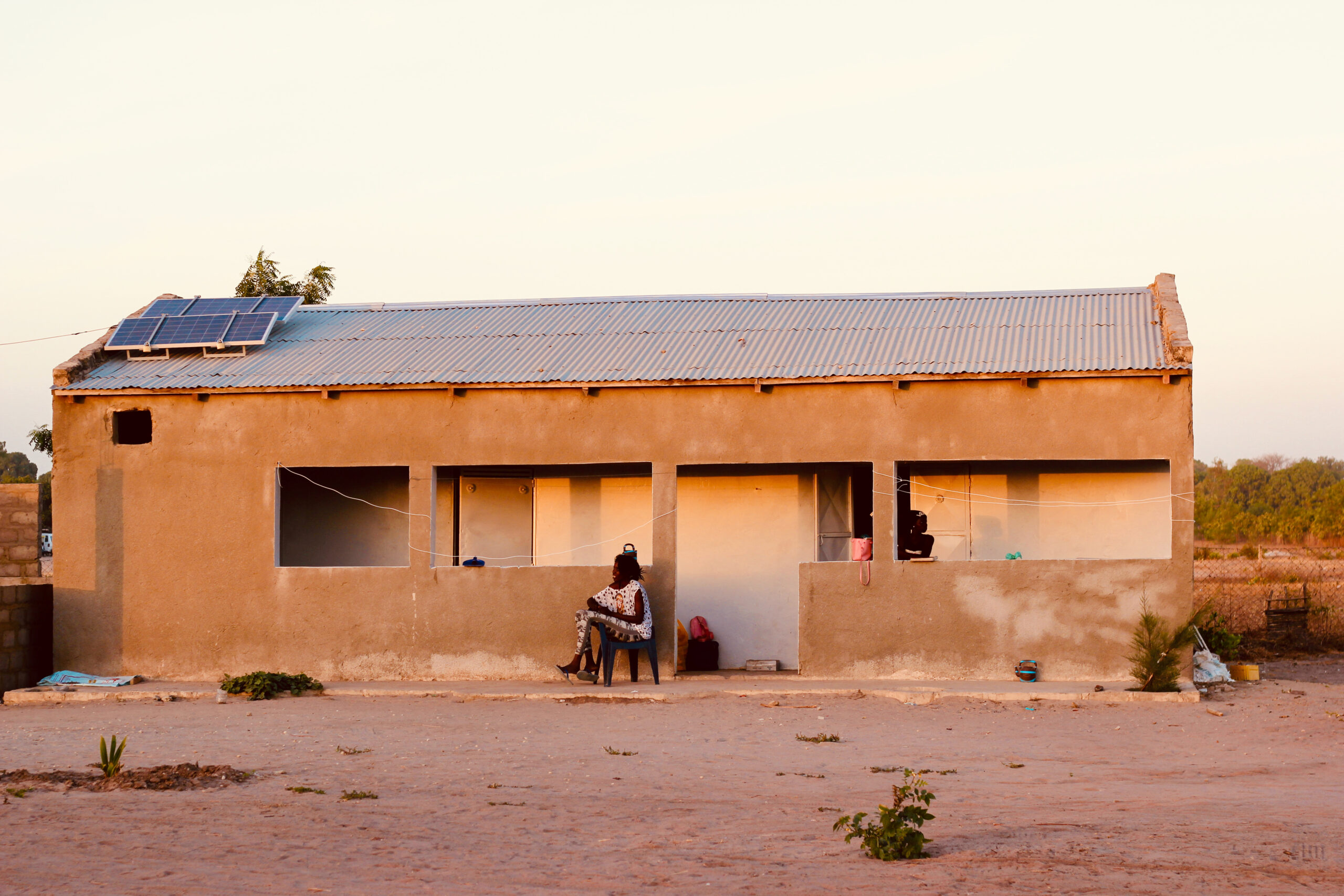 2019 - Panneau Solaire sur Bureau Sénégal - batiment bureau 2016
