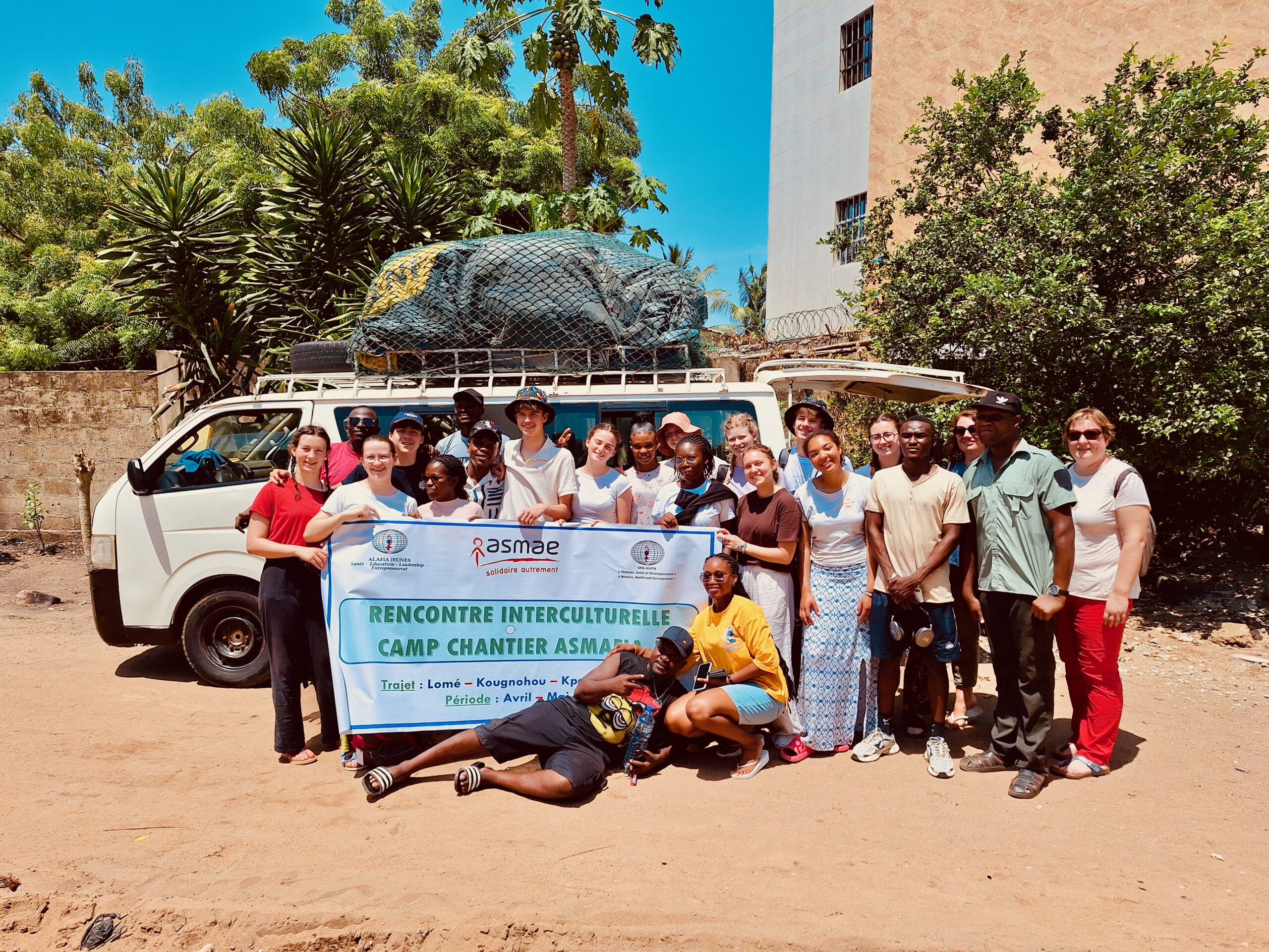 Saint-Joseph en projet de rencontre interculturelle au Togo - avril 2025 - Chimay au Togo, sous le signe du partage et de la danse Saint-Joseph en projet de rencontre interculturelle au Togo - avril 2025 - Chimay au Togo, sous le signe du partage et de la danse
