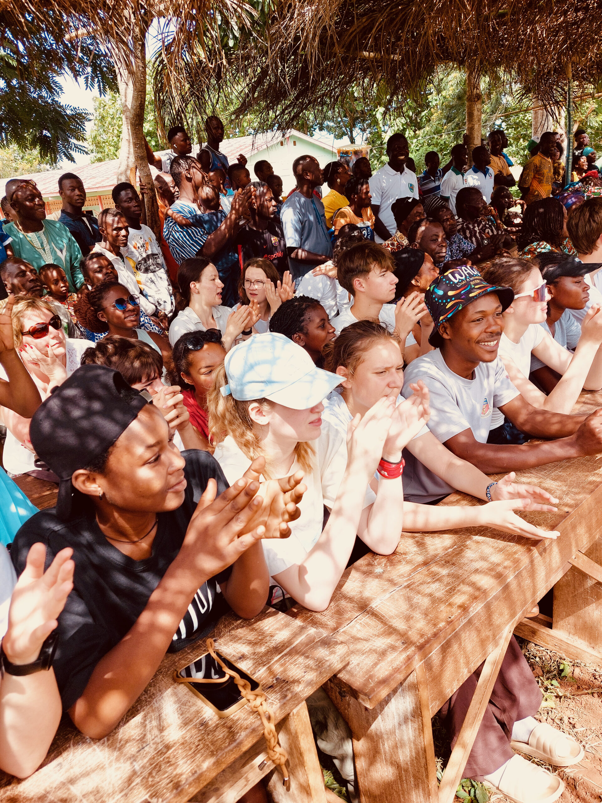 Saint-Joseph en projet de rencontre interculturelle au Togo - avril 2025 - Chimay au Togo, sous le signe du partage et de la danse Saint-Joseph en projet de rencontre interculturelle au Togo - avril 2025 - Chimay au Togo, sous le signe du partage et de la danse