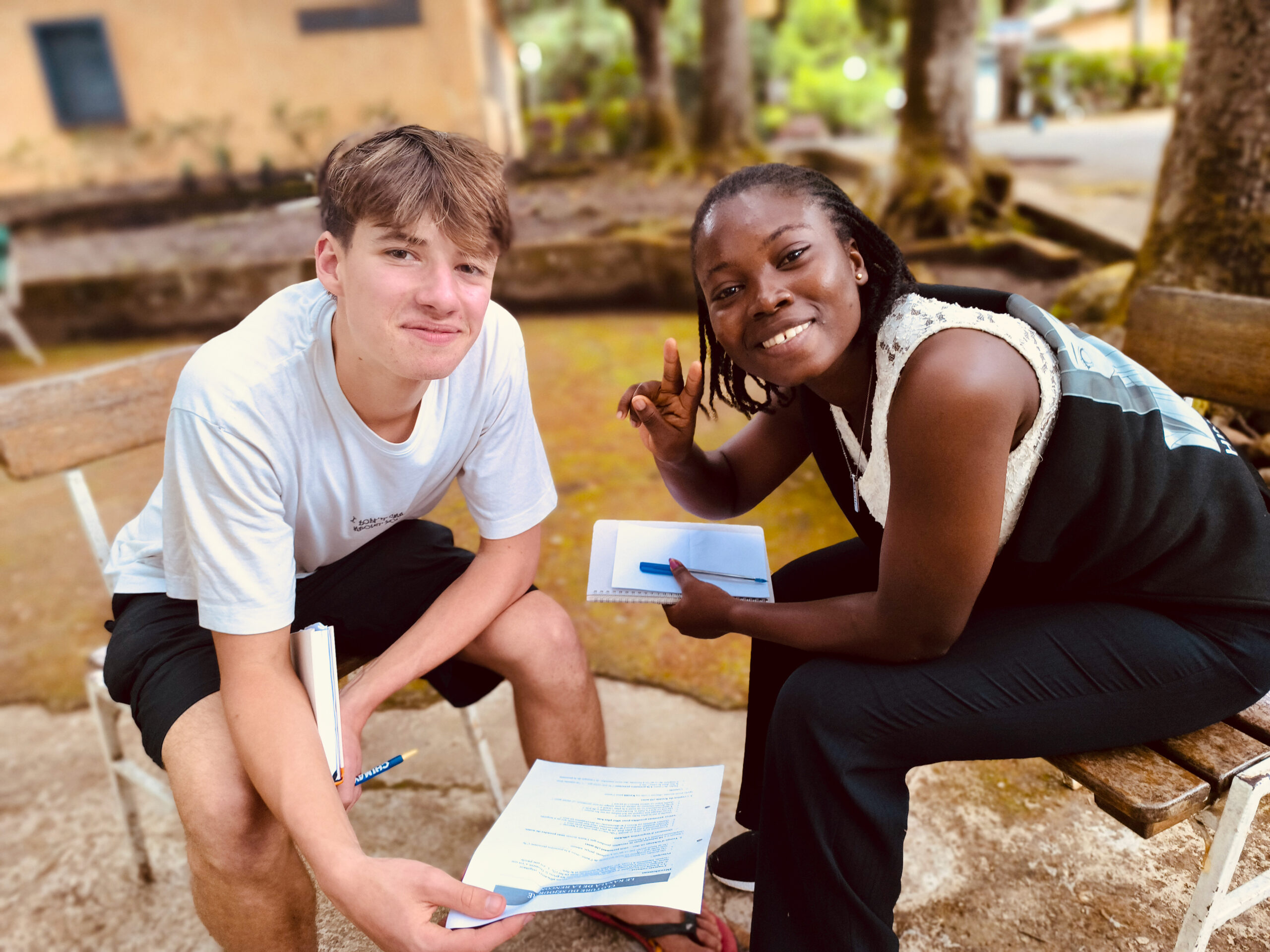 Saint-Joseph en projet de rencontre interculturelle au Togo - avril 2025 - Chimay au Togo, sous le signe du partage et de la danse Saint-Joseph en projet de rencontre interculturelle au Togo - avril 2025 - Chimay au Togo, sous le signe du partage et de la danse