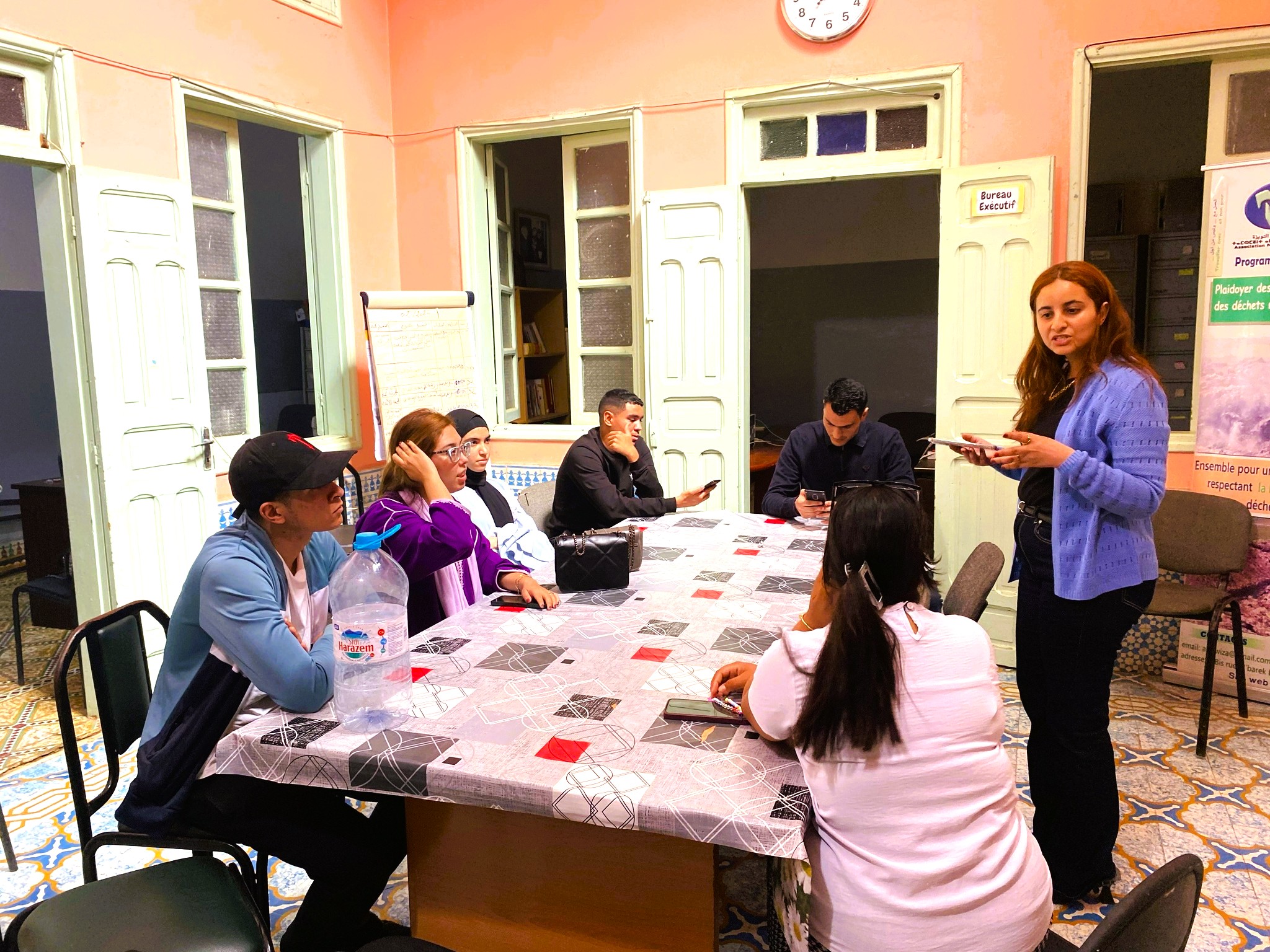 Les jeunes Eco-Citoyens de Khemisset se projettent dans les écoles Les jeunes Eco-Citoyens de Khemisset se projettent dans les écoles