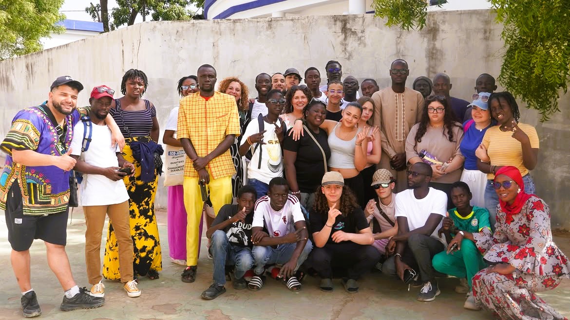 Préparer une rencontre même sans partir avec Asmae - Le BIJ, SAS, MJ
